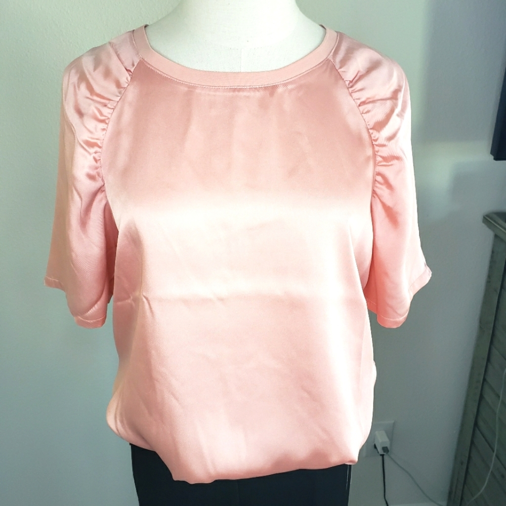 DKNY Peach Satin Ruched Short Sleeve Top--NWT--XL - Picture 6 of 14